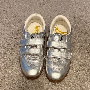 Sam Edelman women Metallic Silver Sneakers